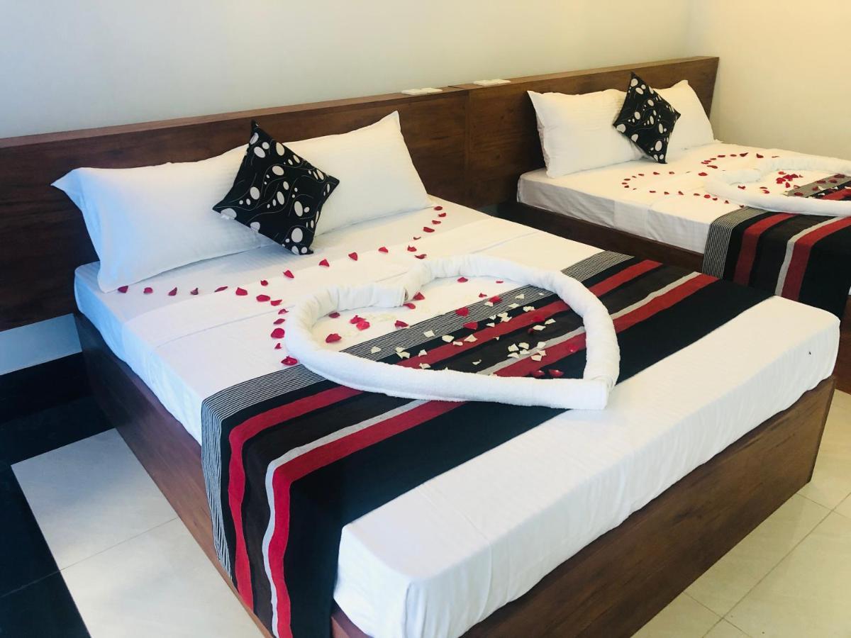 באדולה Boo Kirinda Holiday Resort מראה חיצוני תמונה
