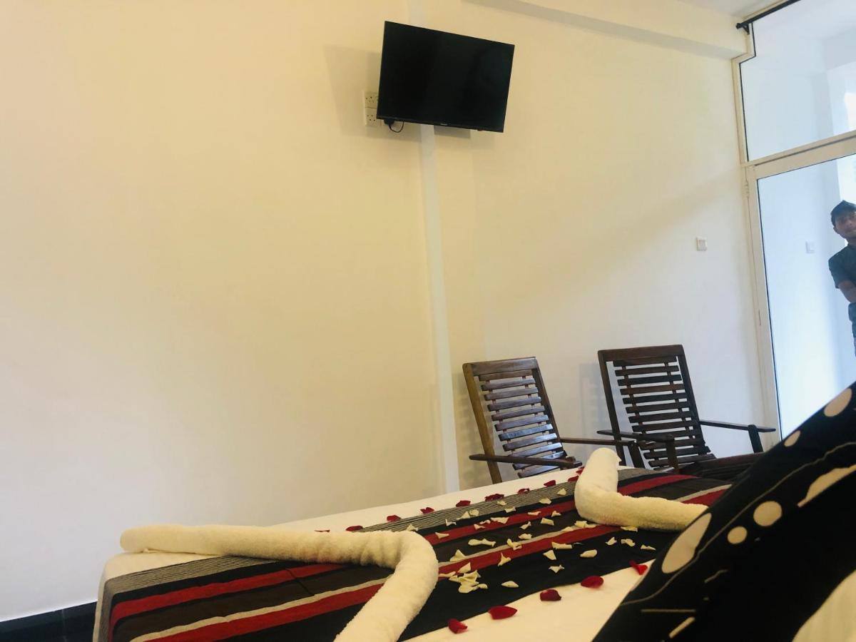באדולה Boo Kirinda Holiday Resort מראה חיצוני תמונה